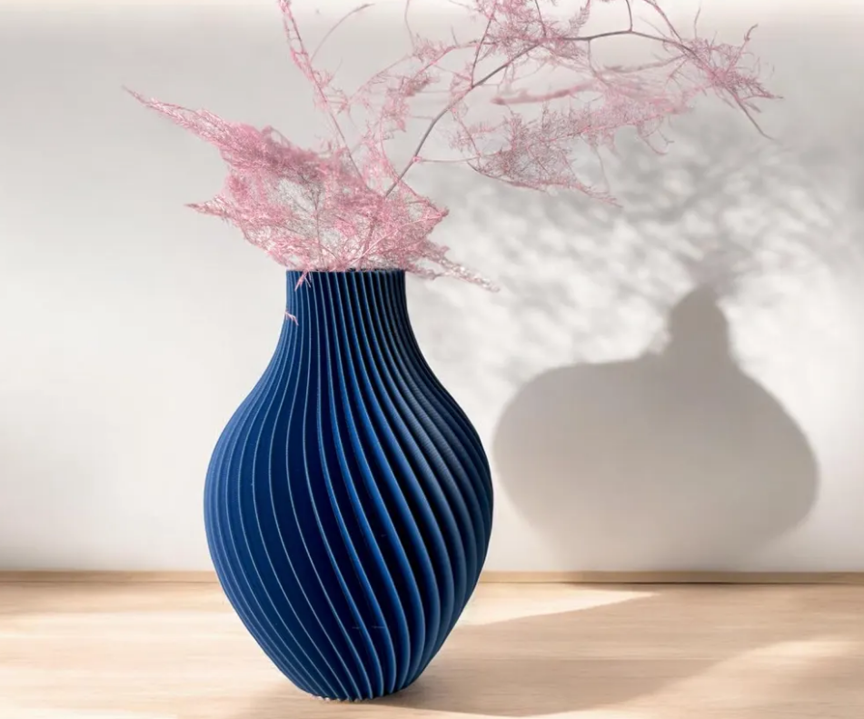 Minimalistische Spiralvase aus 3D-Druck – stilvolle Deko für moderne Wohnräume
