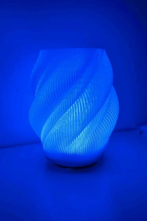 Moderne Design Tischlampe | 3D-gedruckter Spiral Lampenschirm | Ambientebeleuchtung